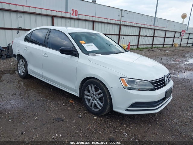 3VW2K7AJ9FM354380 auction archive image
