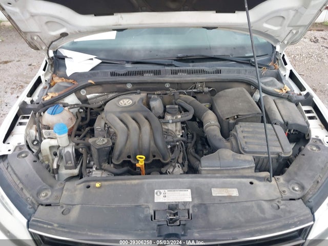 3VW2K7AJ9FM354380 Volkswagen Jetta 2.0l S