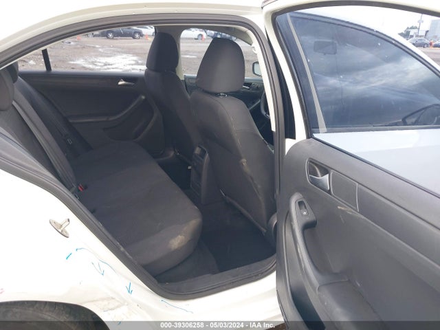 3VW2K7AJ9FM354380 Volkswagen Jetta 2.0l S