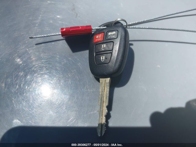 Toyota COROLLA LE 2016 2T1BURHE8GC739229 Image 11