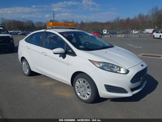Ford FIESTA S 2015 3FADP4AJ9FM170851 Image 1