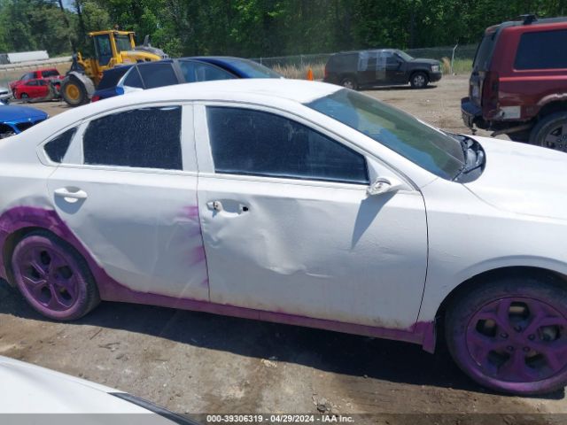 3KPF24AD9ME292256 KIA Forte Lxs