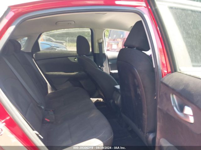 3KPF24AD9ME292256 KIA Forte Lxs