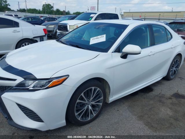4T1G11AK9LU326826 Toyota CAMRY SE