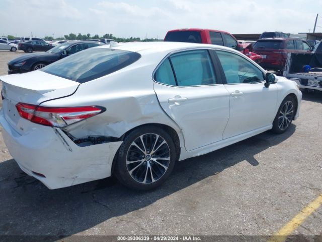 4T1G11AK9LU326826 Toyota CAMRY SE