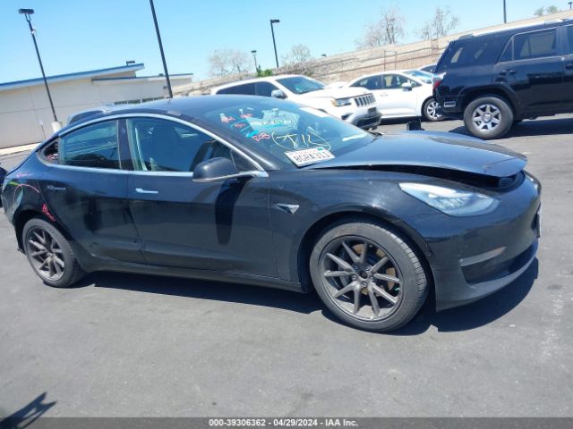 5YJ3E1EB0JF103467 Tesla Model 3 Long Range/performance