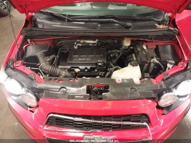Chevrolet Sonic Lt Auto 2015 1G1JC5SB7F4167568 Image 10