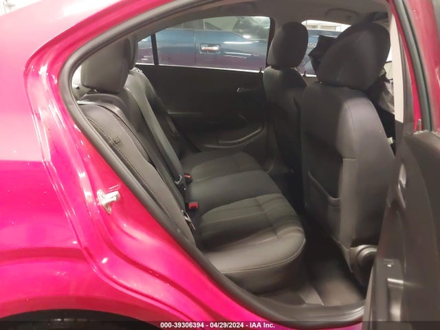 Chevrolet Sonic Lt Auto 2015 1G1JC5SB7F4167568 Image 8