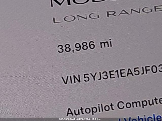 5YJ3E1EA5JF037473 Tesla Model 3 Long Range/mid Range