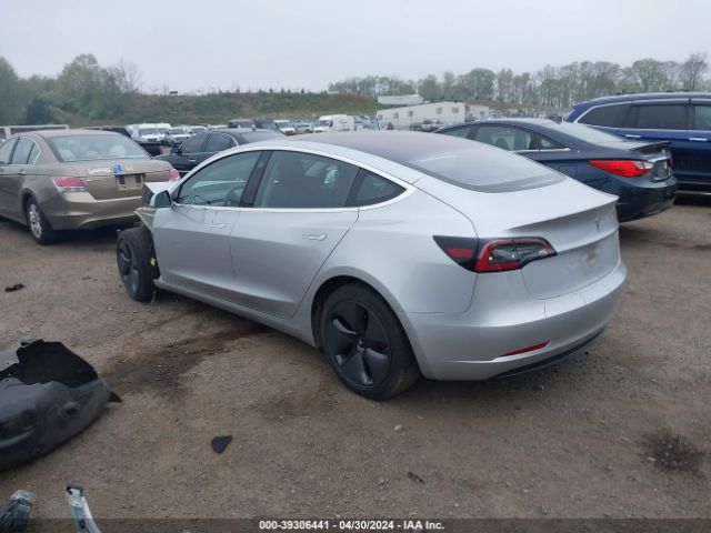 5YJ3E1EA5JF037473 Tesla Model 3 Long Range/mid Range