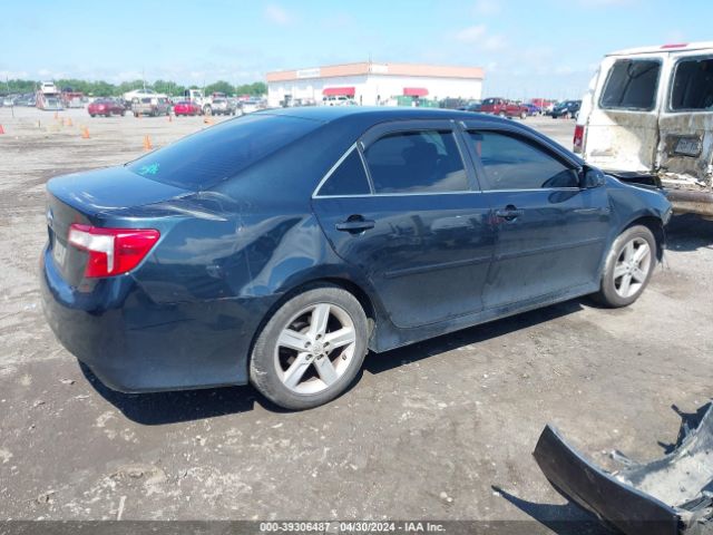 4T1BF1FK9EU448528 Toyota CAMRY SE