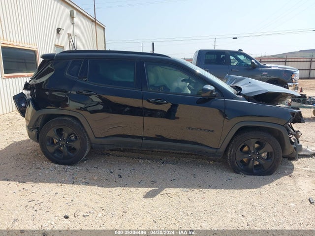 3C4NJCBB4MT552967 Jeep Compass Altitude Fwd