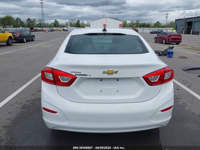 Chevrolet Cruze Ls Auto 2018 1G1BC5SM1J7188185 Image 17