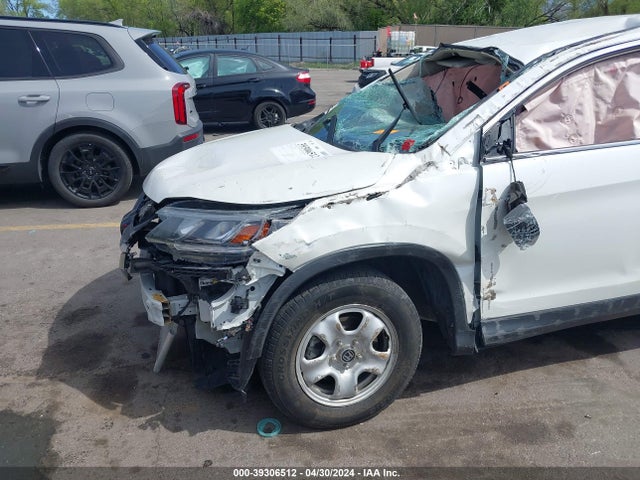 Honda CR-V LX 2016 5J6RM4H35GL064961 Image 6