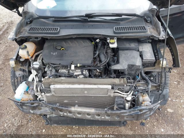 1FMCU0GD5JUA03394 Ford ESCAPE SE
