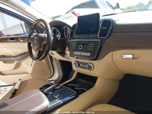 4JGDF6EE7HA922211 Mercedes-Benz Gls 450 4matic