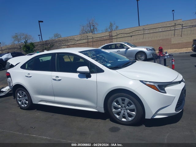 Toyota Corolla Hybrid Le 2023 JTDBCMFE5P3018500 Image 14