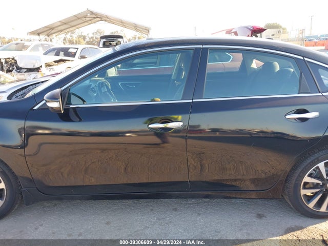 Nissan Altima 2.5 Sv 2018 1N4AL3AP5JC133870 Image 14