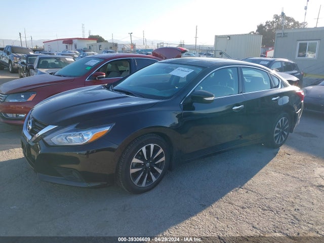Nissan Altima 2.5 Sv 2018 1N4AL3AP5JC133870 Image 2