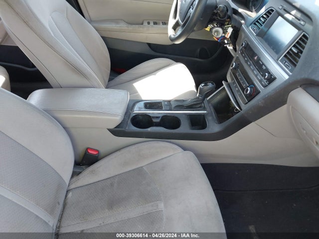 Aukcja sprzedaży 2016 Hyundai Sonata Sport, vin: 5NPE34AF5GH350177, numer aukcji: 39306614