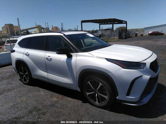 Toyota Highlander Xse 2022 5TDJZRBH6NS174080 Image 13