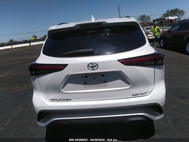 Toyota Highlander Xse 2022 5TDJZRBH6NS174080 Image 16