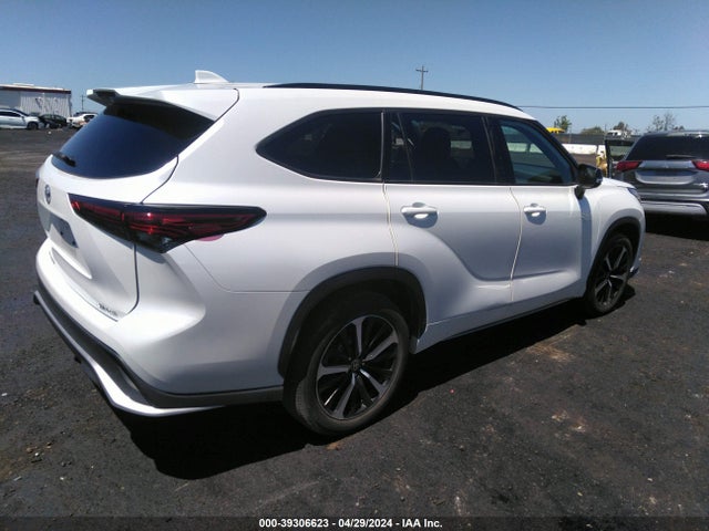 Toyota Highlander Xse 2022 5TDJZRBH6NS174080 Image 4