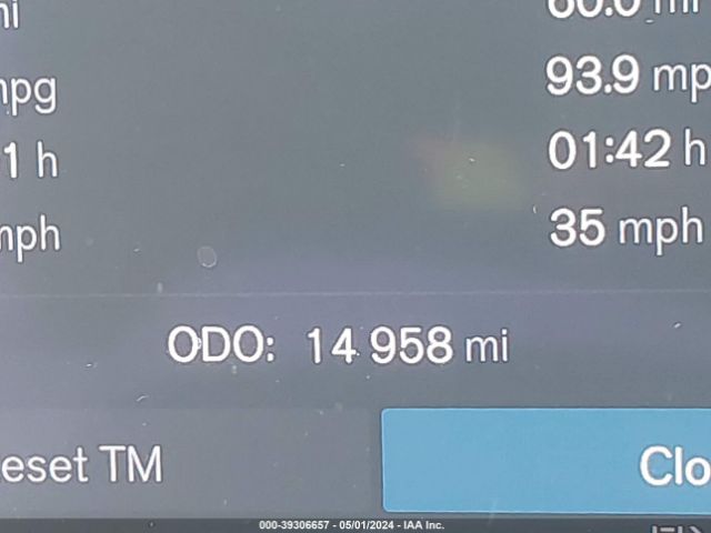 YV4L12UK4R2211640 Volvo Xc40 B5 Core Dark Theme
