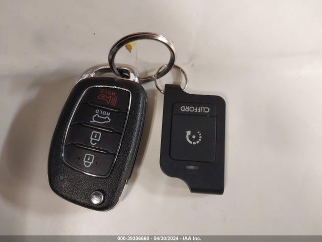 Hyundai TUCSON SE 2017 KM8J3CA48HU565109 Image 11