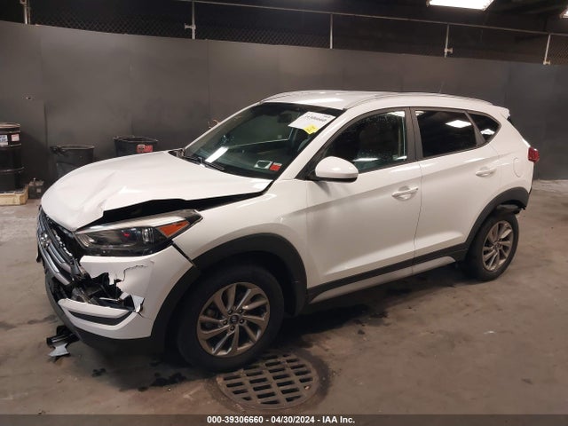 Hyundai TUCSON SE 2017 KM8J3CA48HU565109 Image 2