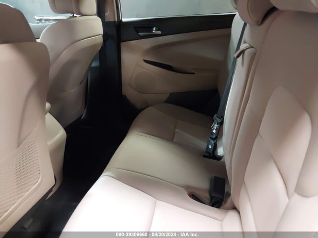 Hyundai TUCSON SE 2017 KM8J3CA48HU565109 Image 8