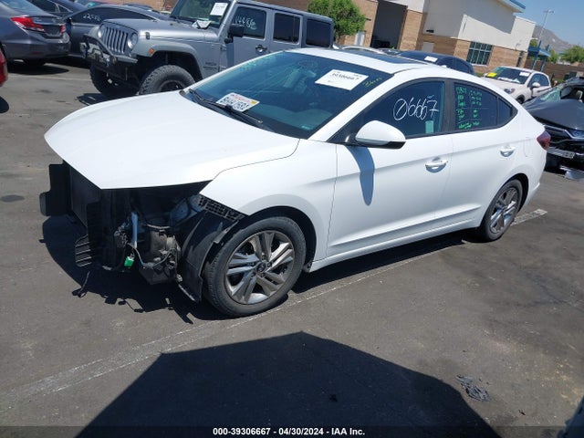 Hyundai Elantra Value Edition 2019 5NPD84LF8KH447182 Image 2