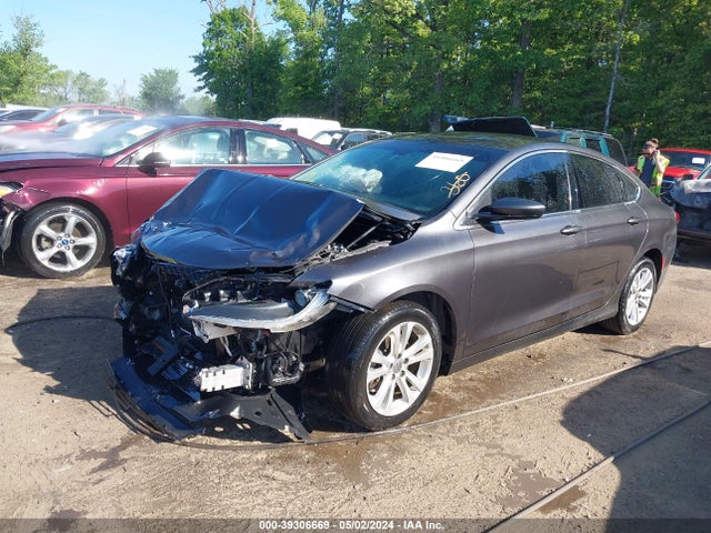 Chrysler 200 Limited Platinum 2016 1C3CCCAB3GN179948 Image 2