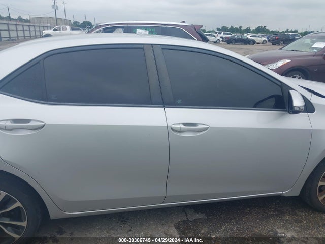 Toyota COROLLA SE 2017 5YFBURHE6HP591373 Image 13