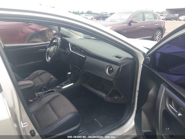 Toyota COROLLA SE 2017 5YFBURHE6HP591373 Image 5
