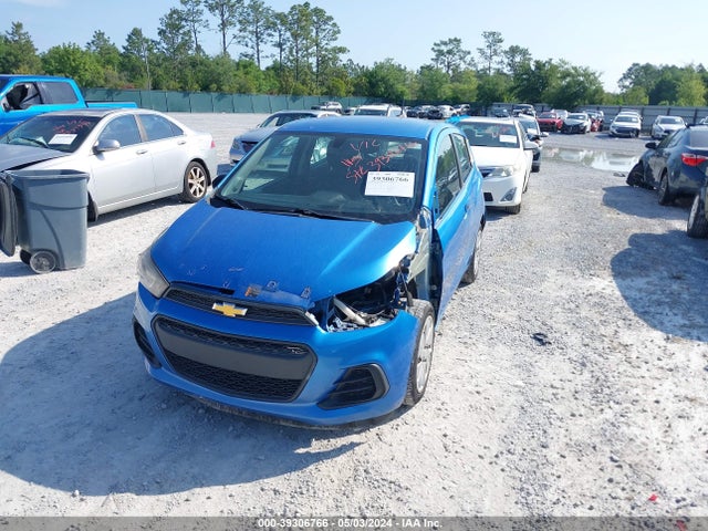 Chevrolet Spark Ls Cvt 2017 KL8CB6SA3HC710822 Image 2