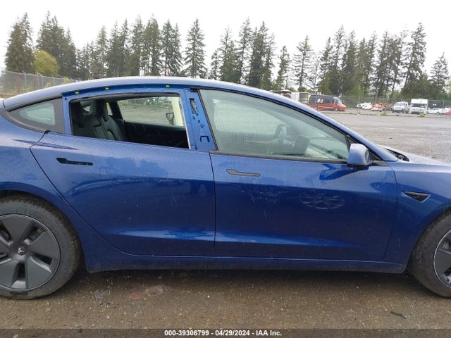 Tesla Model 3 Rear-wheel Drive 2022 5YJ3E1EA5NF251742 Image 14