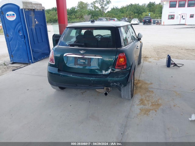 2007 MINI COOPER WMWMF33517TT51322 Photo 5