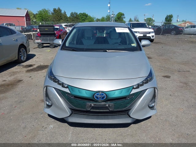 Toyota Prius Prime Advanced 2017 JTDKARFP2H3001224 Image 12