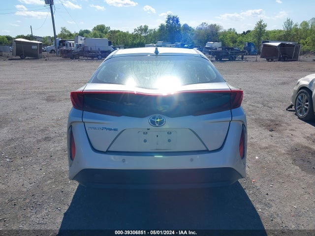 Toyota Prius Prime Advanced 2017 JTDKARFP2H3001224 Image 16