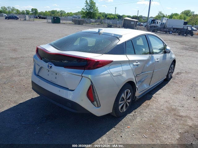 Toyota Prius Prime Advanced 2017 JTDKARFP2H3001224 Image 4