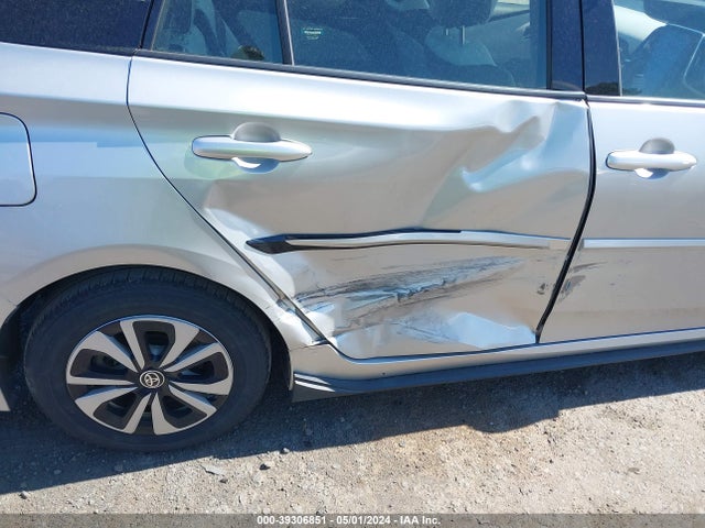 Toyota Prius Prime Advanced 2017 JTDKARFP2H3001224 Image 6