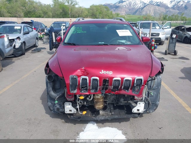1C4PJMCS8HW615629 Jeep Cherokee Latitude 4x4