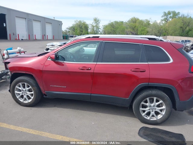 1C4PJMCS8HW615629 Jeep Cherokee Latitude 4x4