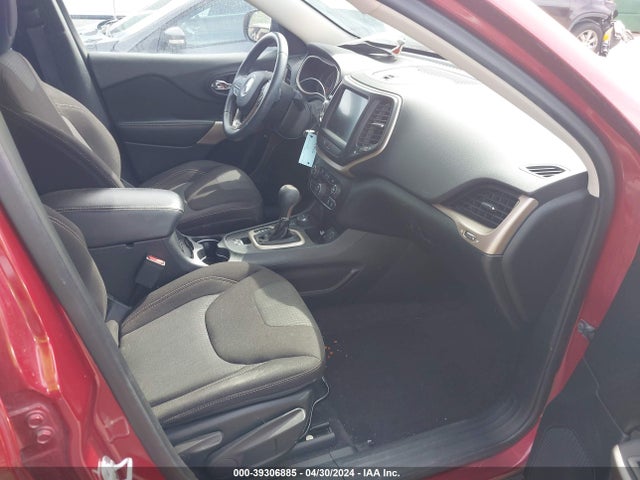 1C4PJMCS8HW615629 Jeep Cherokee Latitude 4x4