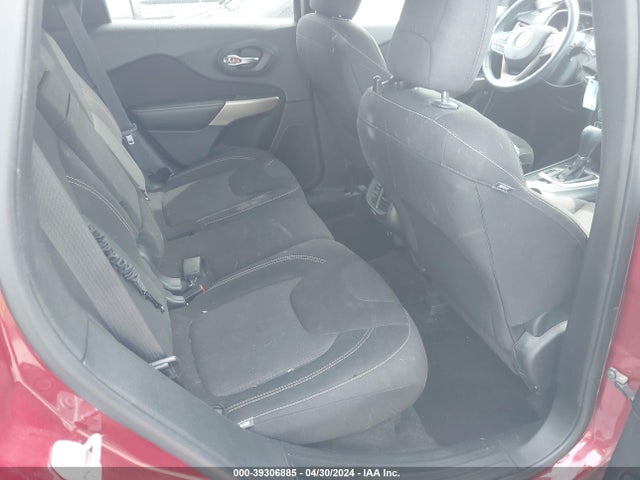 1C4PJMCS8HW615629 Jeep Cherokee Latitude 4x4