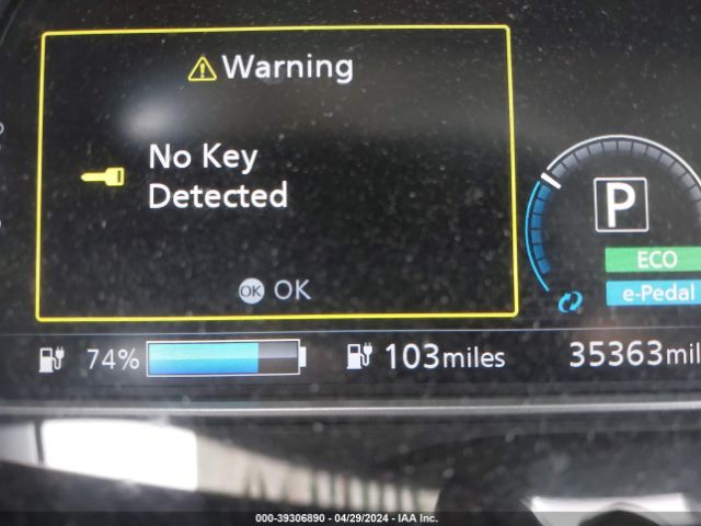 1N4AZ1CP2JC304980 Nissan LEAF SV