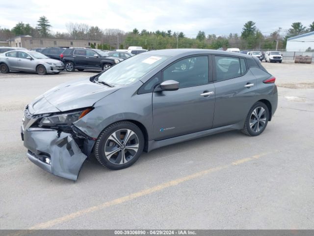 1N4AZ1CP2JC304980 Nissan LEAF SV