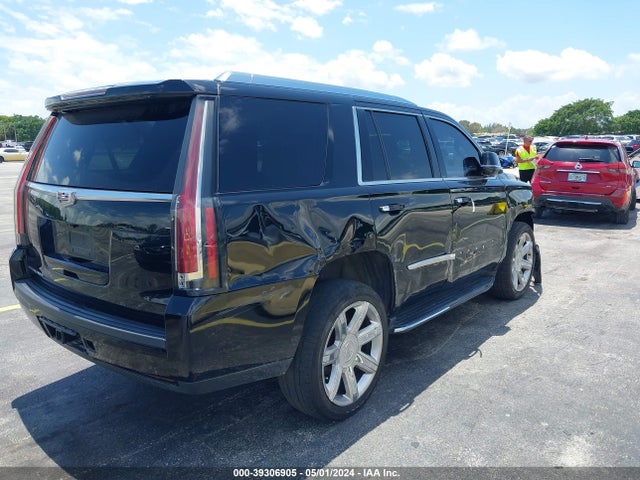 1GYS3BKJ7JR346295 Cadillac Escalade Luxury