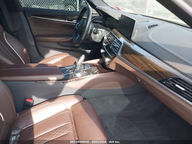 BMW M550i Xdrive 2020 WBAJS7C08LBN96757 Image 5